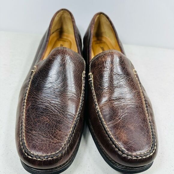JOHNSTON & MURPHY Sz. 11M LEATHER SLIP ON LOAFERS. Brown M20-7792.